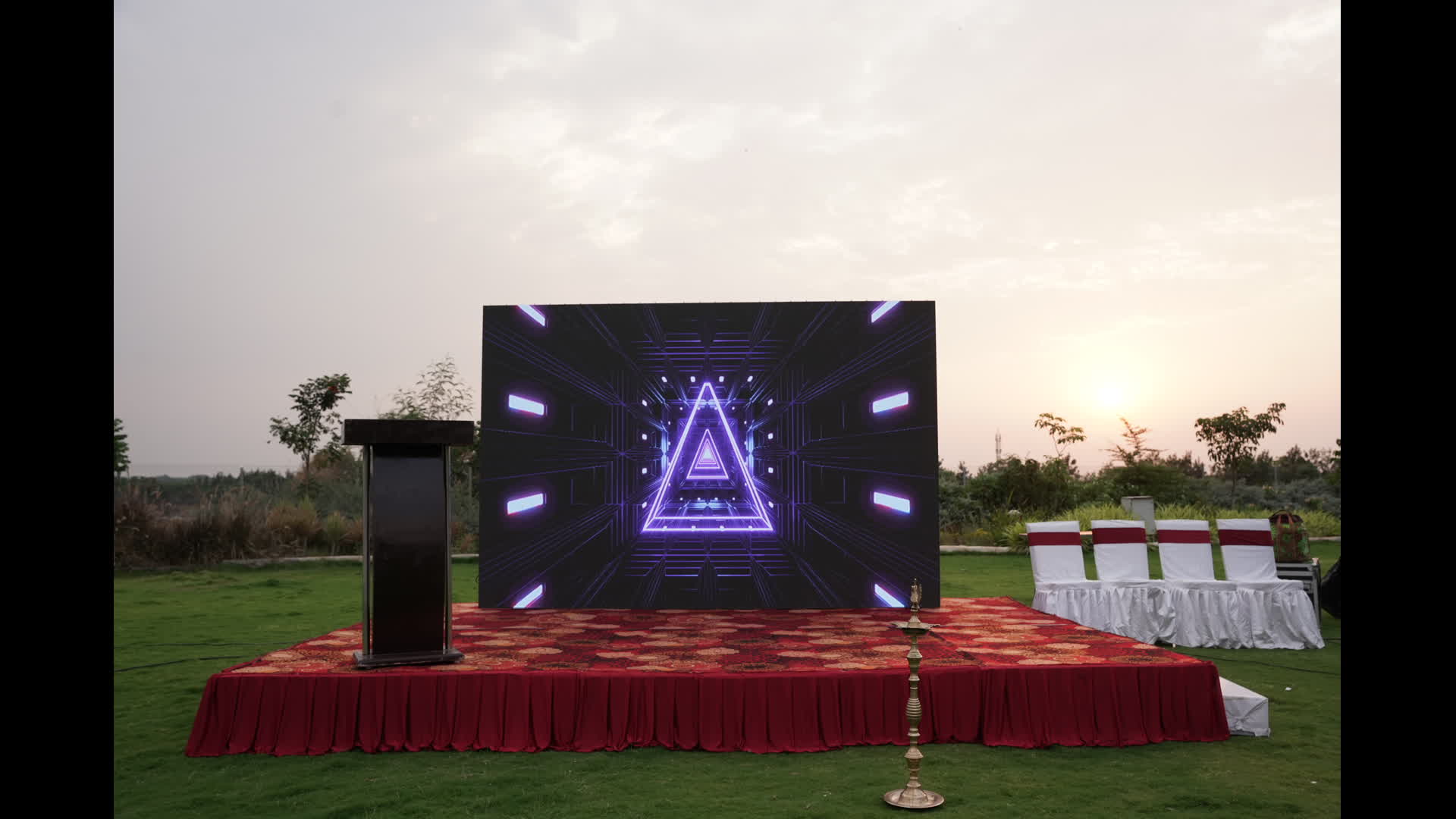 Business Event April 2025 - Image 15